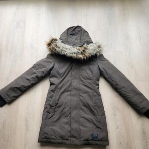 Aritzia Olive Faux-Fur Trim Hooded Puffer Coat